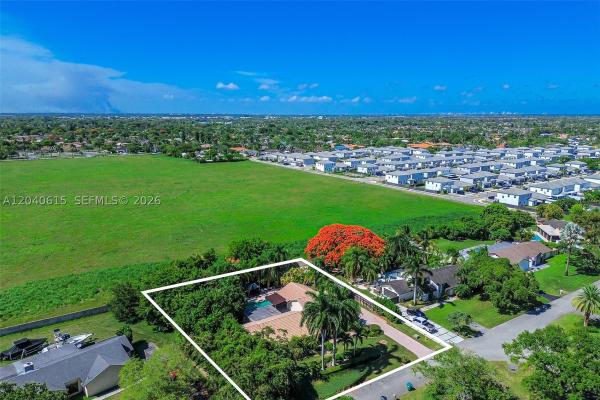 14941 SW 164th Ter, Unincorporated Dade County, Florida 33187, image 2