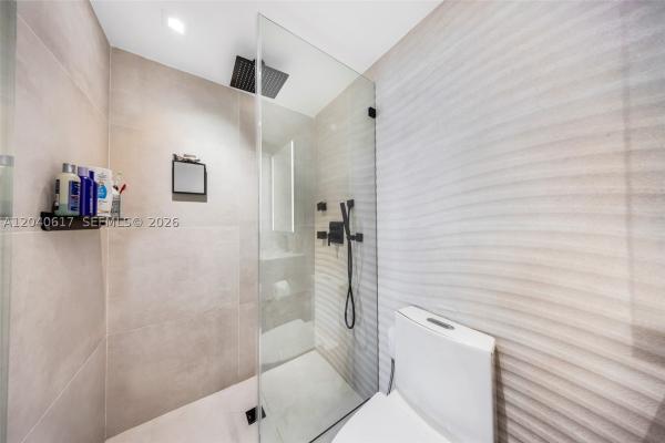 Bayview Plaza, 1621 Bay Rd #PH-4, Miami Beach, Florida 33139, image 3