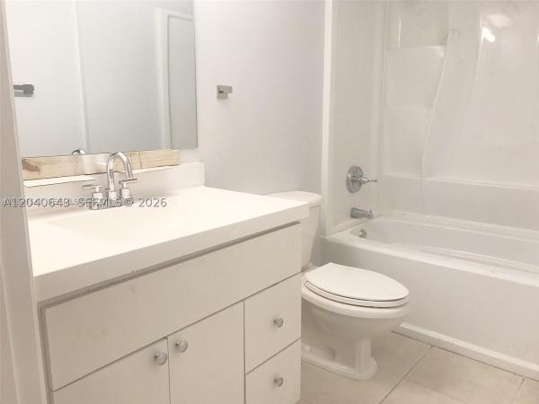 14971 SW 82nd Ln #20-308, Unincorporated Dade County, Florida 33193, image 2