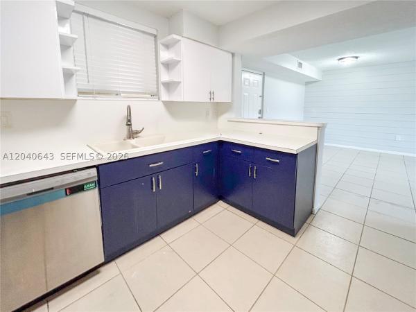 14971 SW 82nd Ln #20-308, Unincorporated Dade County, Florida 33193, image 3