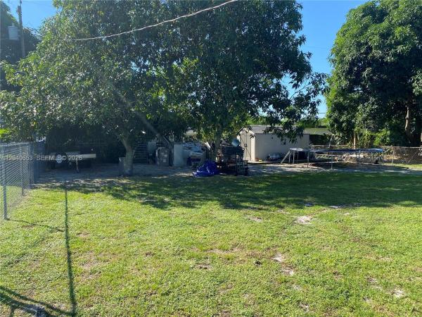 540 NW 111th St, Unincorporated Dade County, Florida 33168, image 1