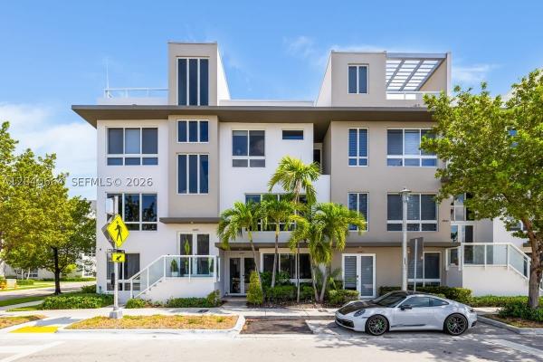 Landmark At Doral, 10471 NW 66th St, Doral, Florida 33178, image 1