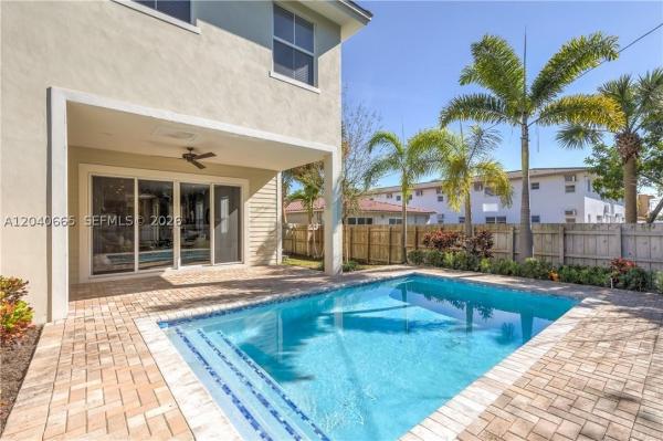 Lake Ridge, 1031 NE 13th Ave, Fort Lauderdale, Florida 33304, image 1
