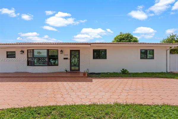 7701 W 16th Ct, Hialeah, Florida 33014, image 2