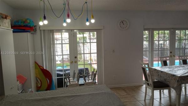Heritage Lake Estates, 6645 Franklin St, Hollywood, Florida 33024, image 2