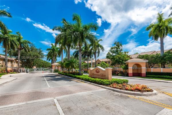 2123 SW 87th Ter, Miramar, Florida 33025, image 2