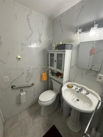 Deer Park, 202 To To Lo Chee Dr, Hialeah, Florida 33010, image 1