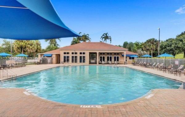 West Lake Village, 1125 Butternut Ln, Hollywood, Florida 33019, image 3