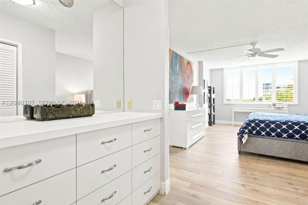 Hillcrest, 4350 Hillcrest Dr #611, Hollywood, Florida 33021, image 2