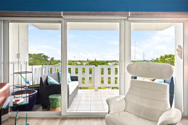 Hillcrest, 4350 Hillcrest Dr #611, Hollywood, Florida 33021, image 1