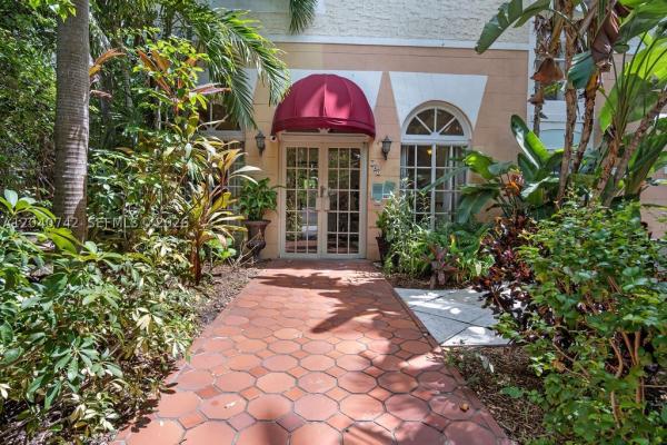 Venetian Villas Of South Beach, 747 Michigan Ave #201, Miami Beach, Florida 33139, image 1