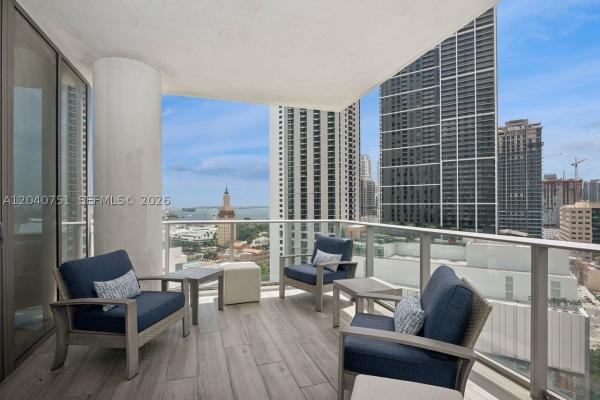 Paramount Miami Worldcenter, 851 NE 1st Ave #1711, Miami, Florida 33132, image 2