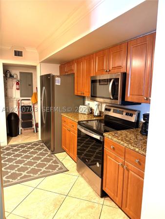 The Collins, 6917 Collins Ave #506, Miami Beach, Florida 33141, image 2