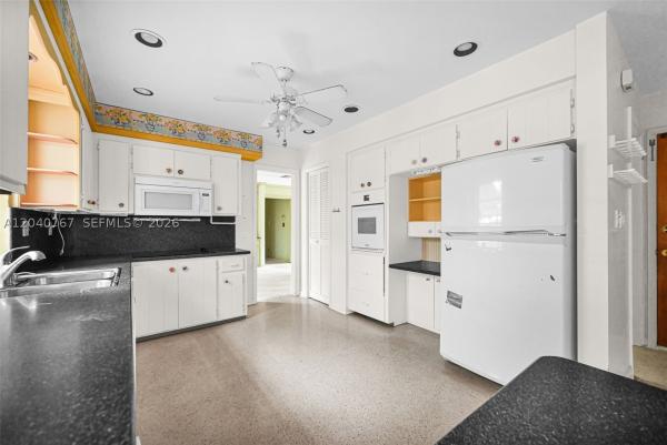 Plantation Manors, 600 Petunia Dr, Plantation, Florida 33317, image 3