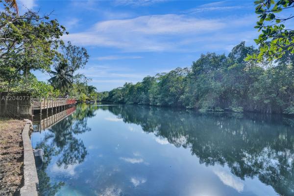 18500 NE 23rd Ct, Unincorporated Dade County, Florida 33180, image 3