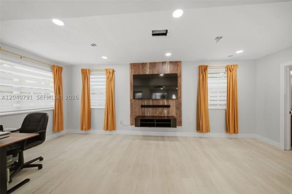 Carol City, 4481 NW 176th Ter, Miami Gardens, Florida 33055, image 3