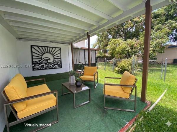3010 NW 26th St, Unincorporated Dade County, Florida 33142, image 2
