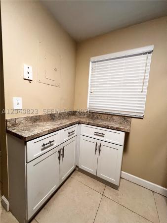 Lagoon Place, 9235 Lagoon Pl #109, Davie, Florida 33324, image 1