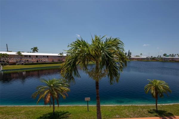 920 SW 10th Ter #12AR, Hallandale Beach, Florida 33009, image 2