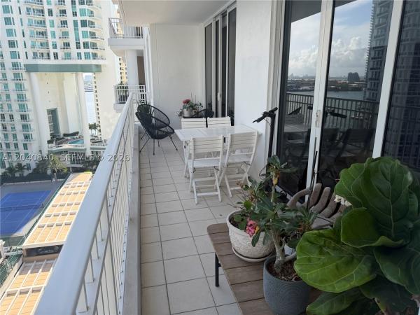 Courts Brickell Key, 801 Brickell Key Blvd #1704, Miami, Florida 33131, image 3