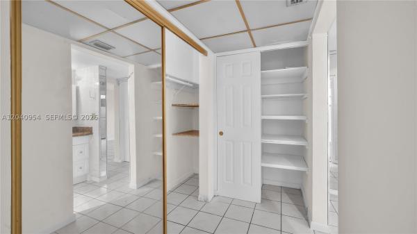 251 NE 187th St #830, Unincorporated Dade County, Florida 33179, image 1