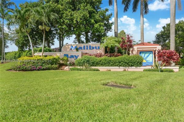Malibu Bay, 746 NW 208th Way #., Pembroke Pines, Florida 33029, image 2