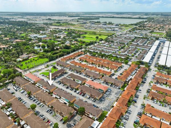 West Poinciana Villas, 7817 W 36th Ave #101, Hialeah, Florida 33018, image 1