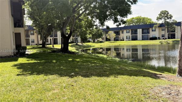 9262 NW 1st St #205, Pembroke Pines, Florida 33024, image 2