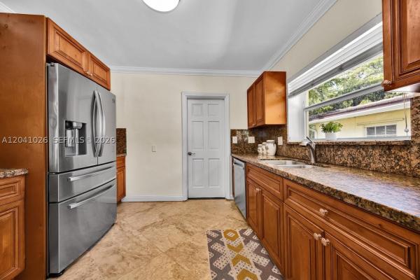 Granada, 829 Medina Ave, Coral Gables, Florida 33134, image 2