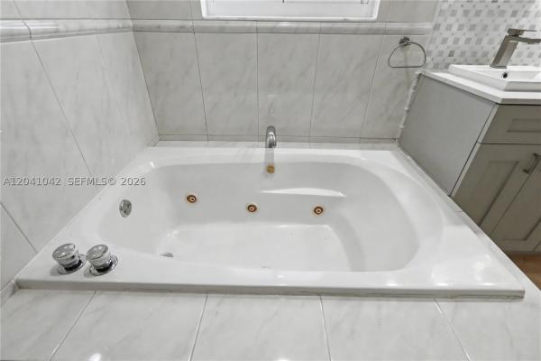 Old Cutler Estates, 15144 SW 72nd Ct, Palmetto Bay, Florida 33158, image 3