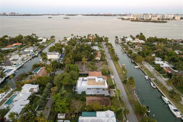 1155 NE 89th St, Unincorporated Dade County, Florida 33138, image 2