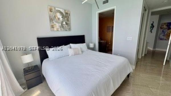 Trump Royale, 18201 E Collins Ave #5009, Sunny Isles Beach, Florida 33160, image 2