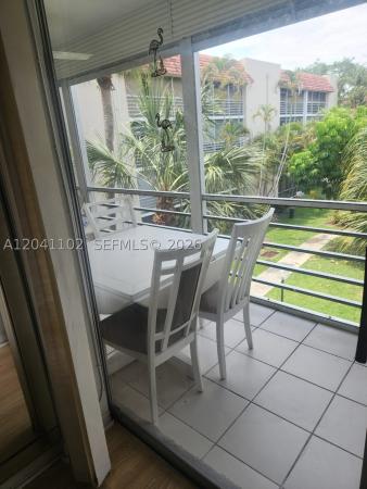 Las Vistas In Inverrary, 3571 Inverrary Dr #307, Lauderhill, Florida 33319, image 2