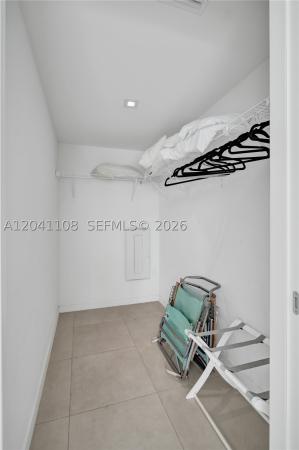 Tiffany House, 401 N Birch Rd #715, Fort Lauderdale, Florida 33304, image 2