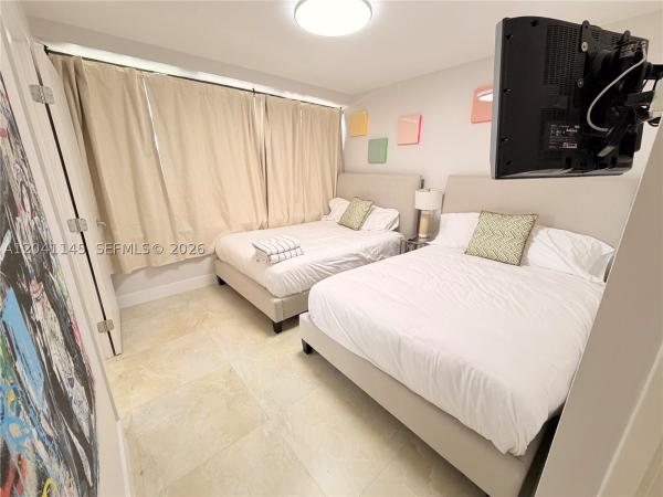 The Alexander Hotel, 5225 Collins Ave #914, Miami Beach, Florida 33140, image 2