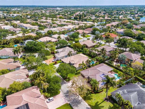 Chelsea At Kensington Glen, 5019 NW 113th Ave, Coral Springs, Florida 33076, image 2