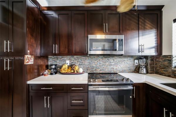 Casa Paradiso North, 541 Blue Heron Dr #205, Hallandale Beach, Florida 33009, image 1