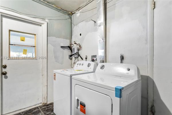 8981 SW 127th Ter, Unincorporated Dade County, Florida 33176, image 2