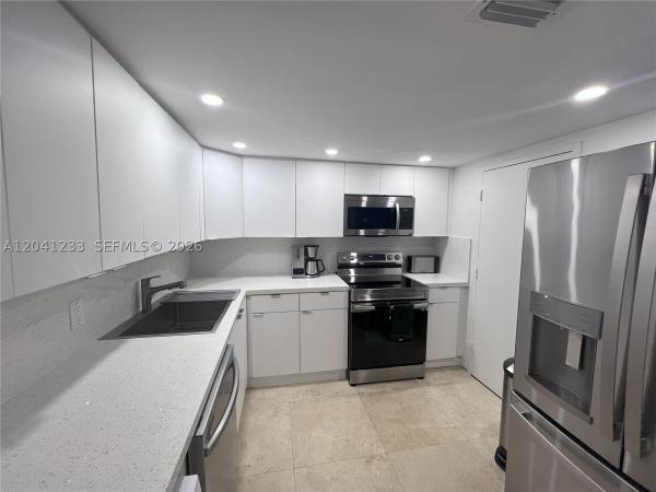 South Bay Club, 800 West Ave #635, Miami Beach, Florida 33139, image 1