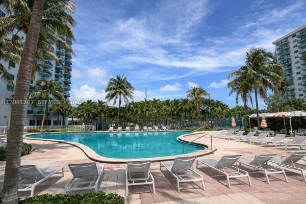 Oceanview B, 19380 Collins Ave #307, Sunny Isles Beach, Florida 33160, image 2