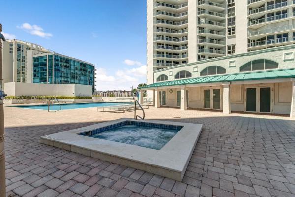 Oceania 2, 16445 Collins Ave #922, Sunny Isles Beach, Florida 33160, image 1