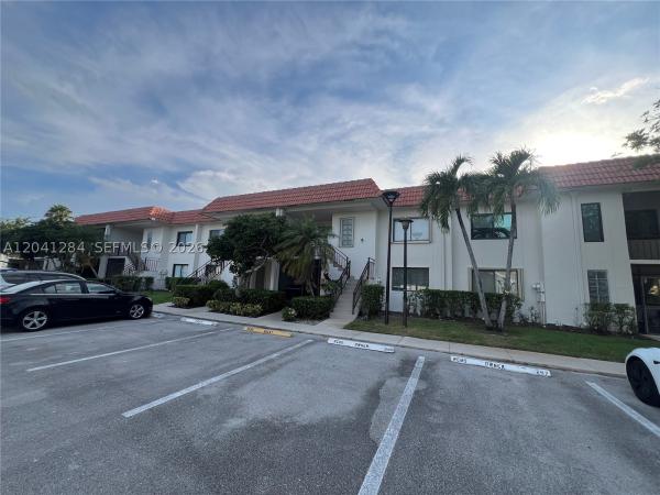 Racquet Club At Bonaventure, 379 Lakeview Dr #205, Weston, Florida 33326, image 3