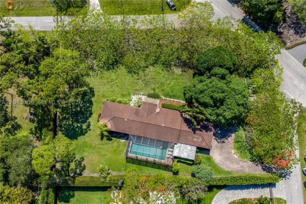 8480 SW 66th St, Unincorporated Dade County, Florida 33143, image 2