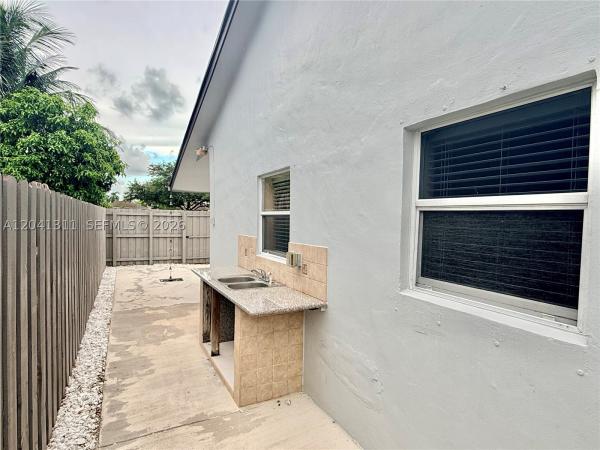 4471 SW 138th Ct, Unincorporated Dade County, Florida 33175, image 1