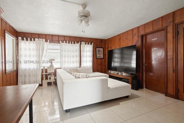 Hollywood Park, 2118 Coolidge St, Hollywood, Florida 33020, image 3