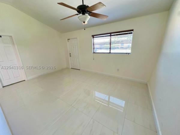 Cutler Ridge, 10015 SW 213th Ter, Cutler Bay, Florida 33189, image 3