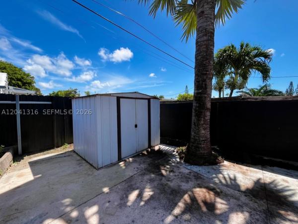 Cutler Ridge, 10015 SW 213th Ter, Cutler Bay, Florida 33189, image 2