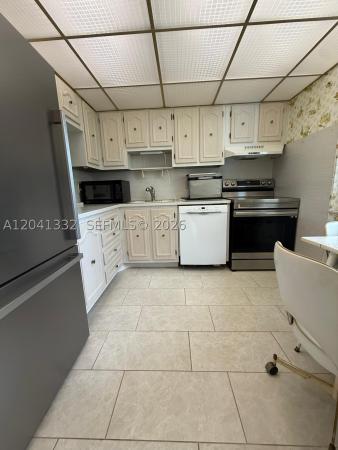 Abbey Village, 20 Abbey Ln #101, Delray Beach, Florida 33446, image 2
