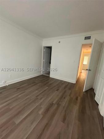 Olas Azules, 980 NE 170th St #214, North Miami Beach, Florida 33162, image 3