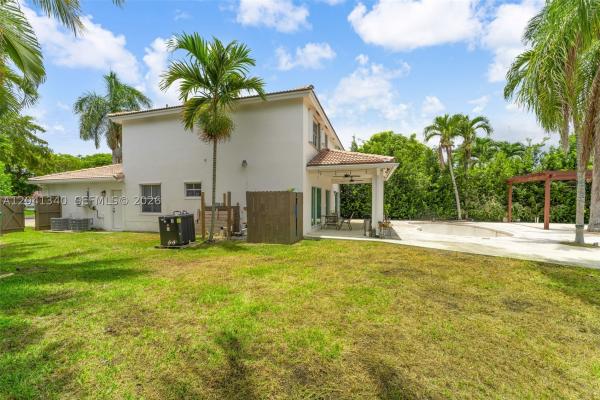 16335 SW 81st St, Unincorporated Dade County, Florida 33193, image 2